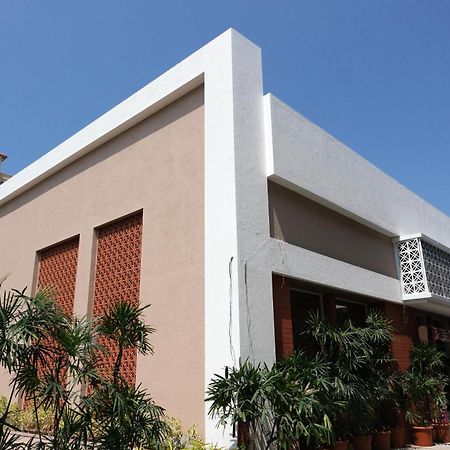 Hotel Haldi Nashik Bagian luar foto